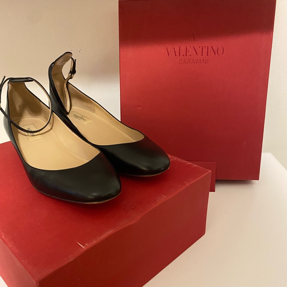 Black Valentino ankle strap ballet flats 38.5